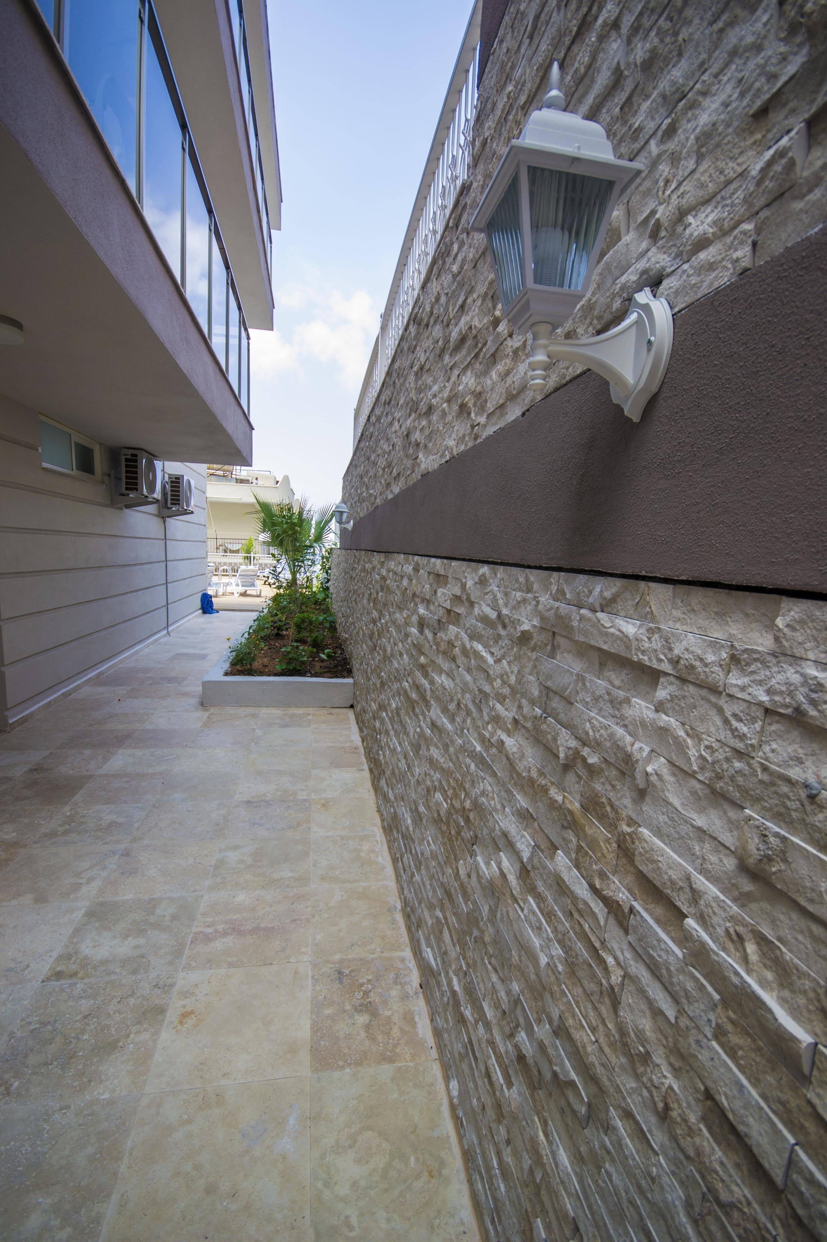 Kelebek Studio Apartments Kalkan Exterior foto
