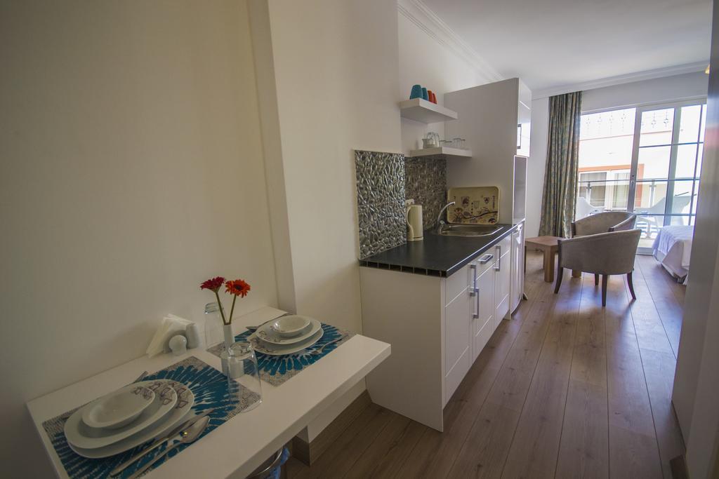 Kelebek Studio Apartments Kalkan Exterior foto